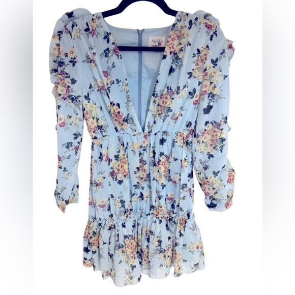 Nat & Liv Comino deep V floral Spring dress size 6 - Picture 1 of 4